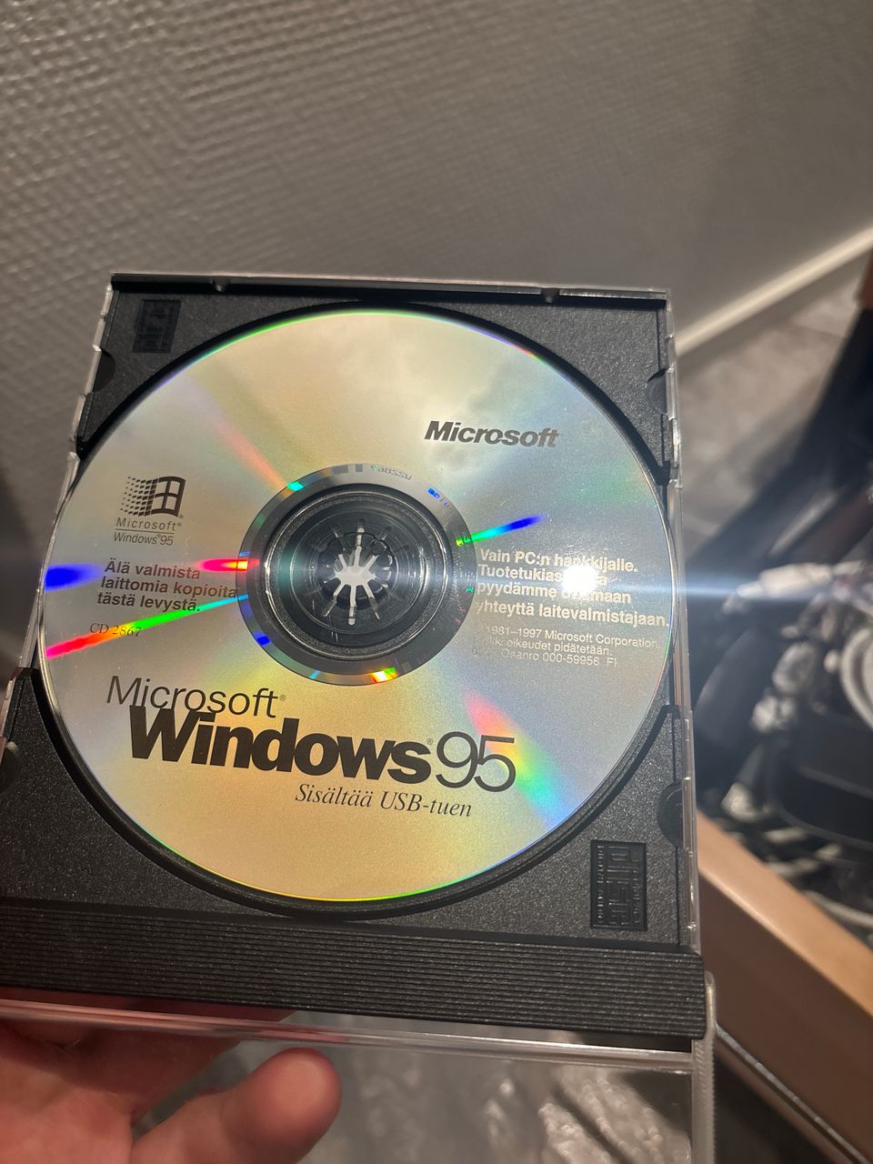 Windows 95 ja lisenssiavain