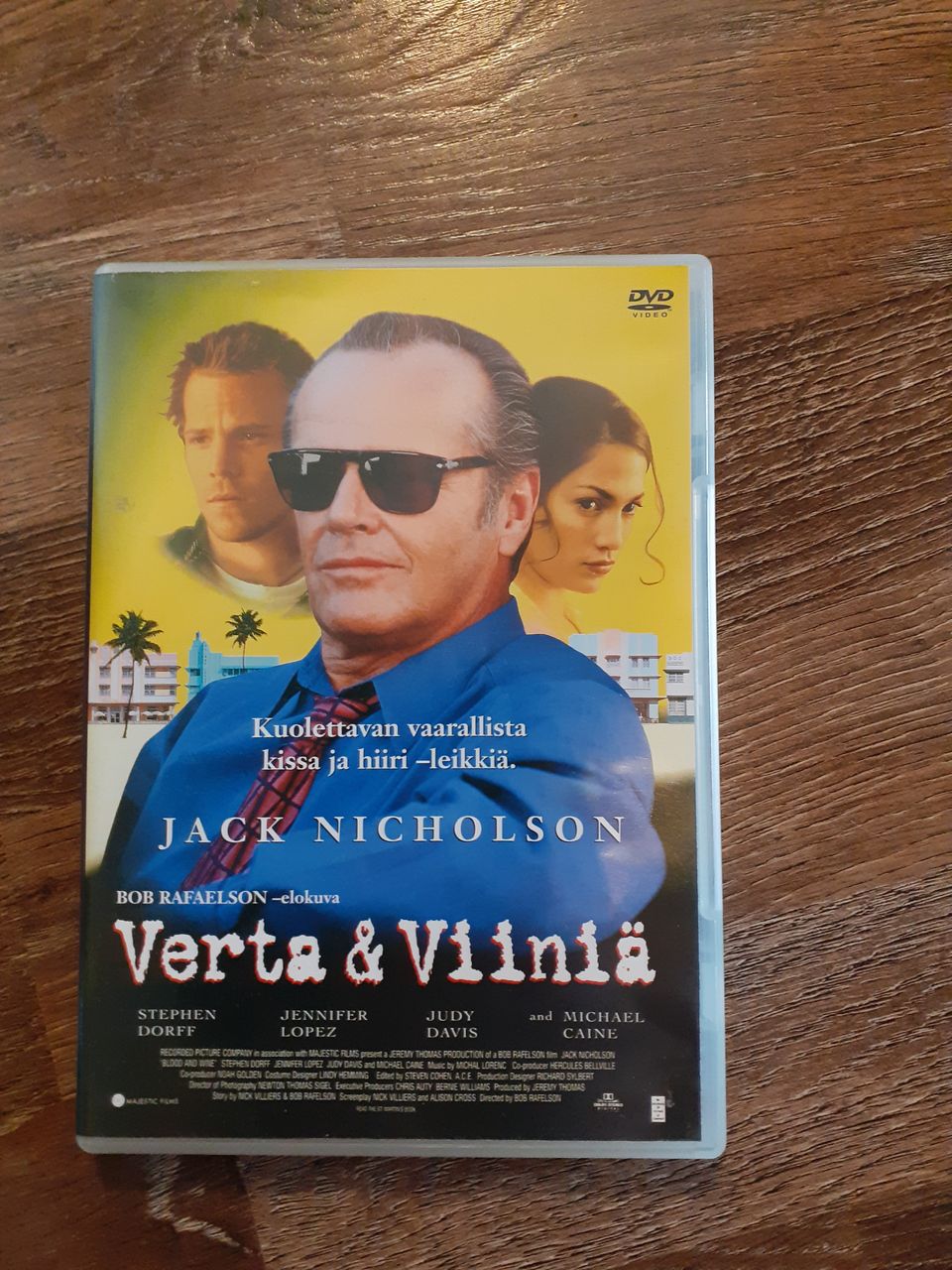 Verta & viiniä