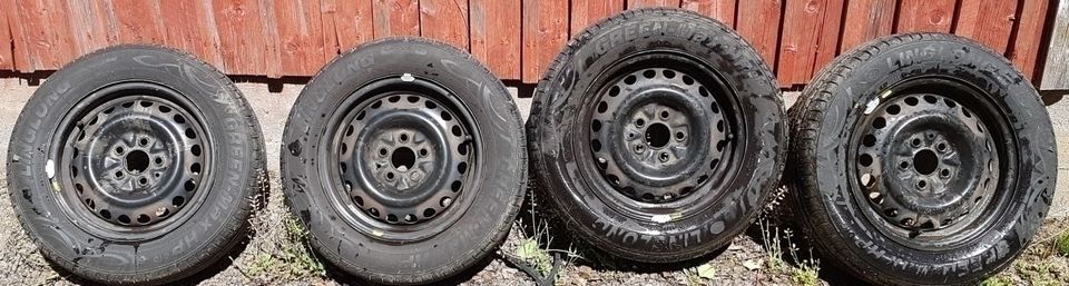 Chrysler Neoniin sopivat LingLong 185/65 R14 kesärenkaat