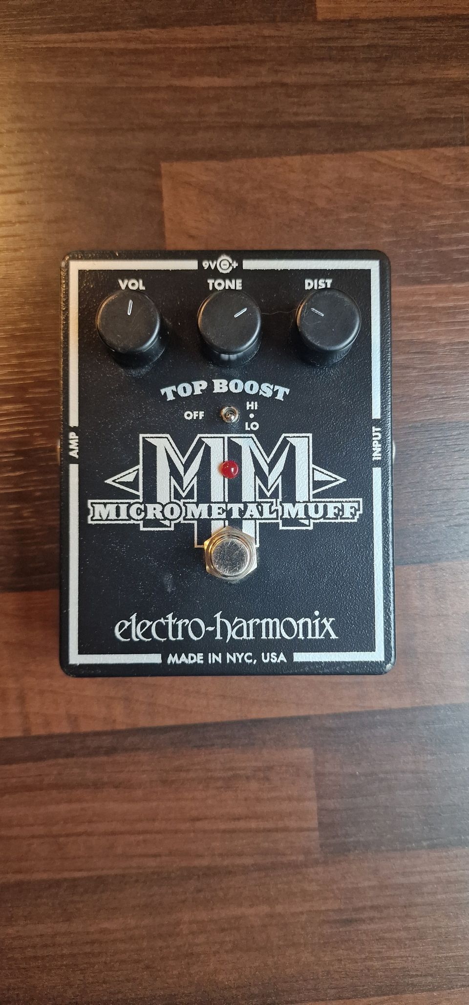 Electro-harmonic Micro Metal Muff