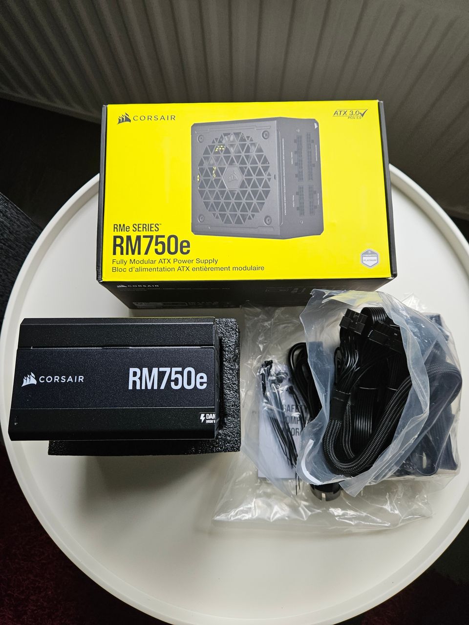 Corsair RM750e 750W virtalähde