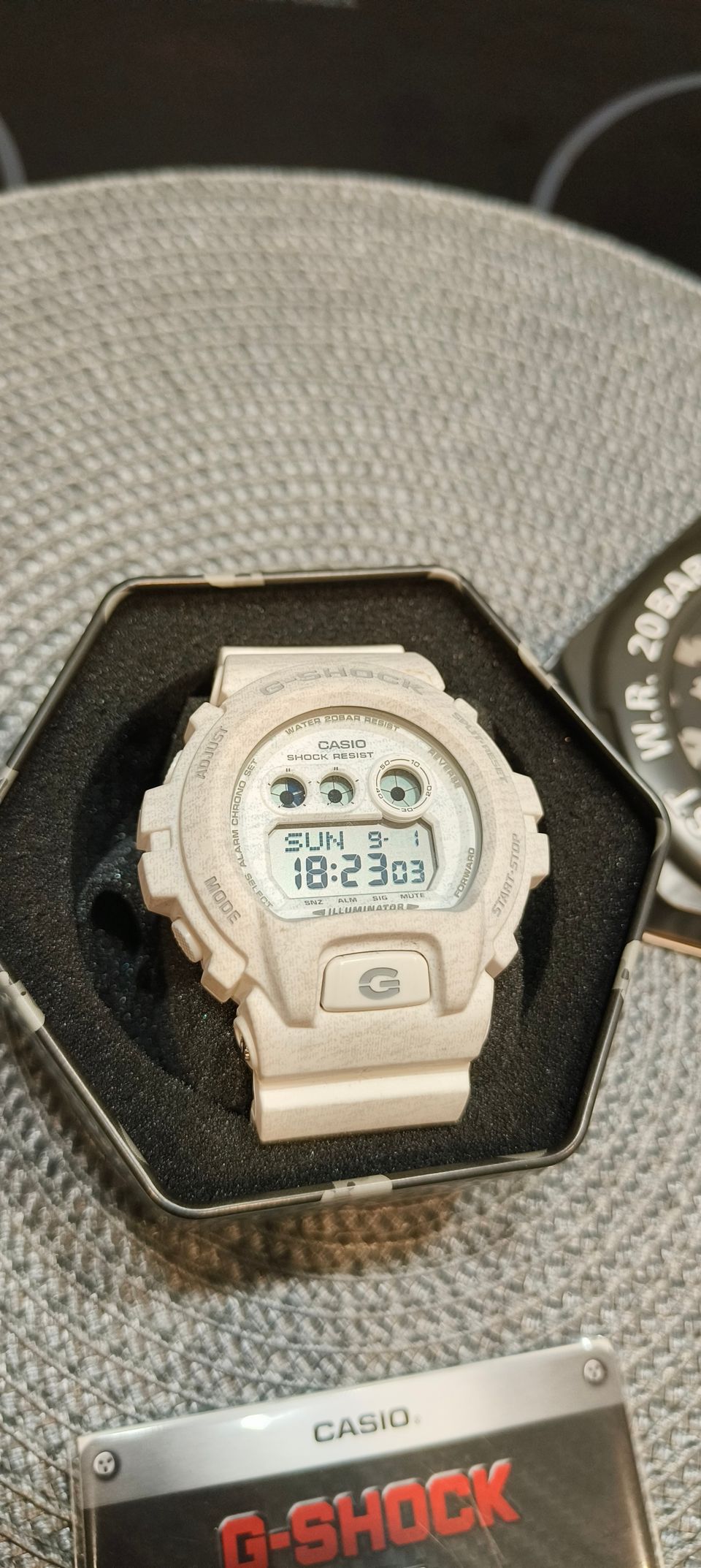 Casio G-shock GD-X6900HT