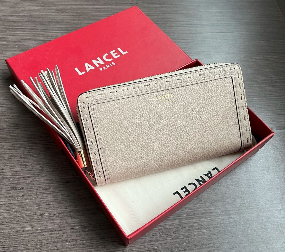 Lancel-lompakko