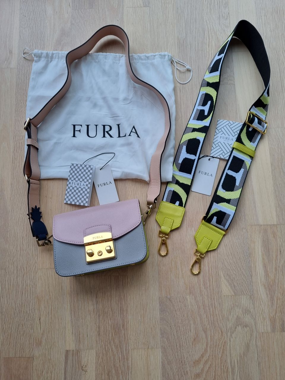 Furla Metropolis laukku ja hihna