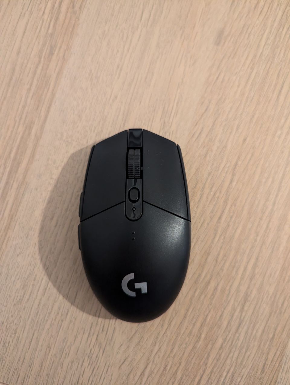 Logitech G305