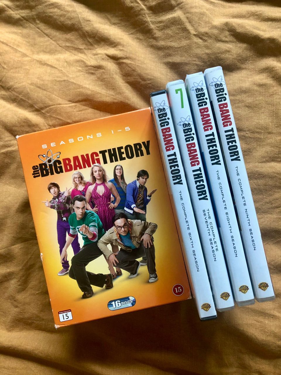 The Big Bang Theory seasons 1-9, Rillit Huurussa kaudet 1-9