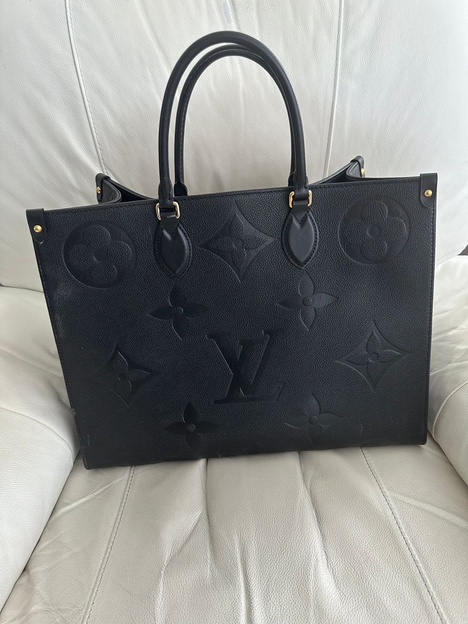 Louis Vuitton Onthego leather black GM