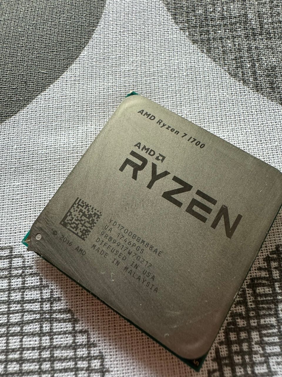 Ryzen R7 1700