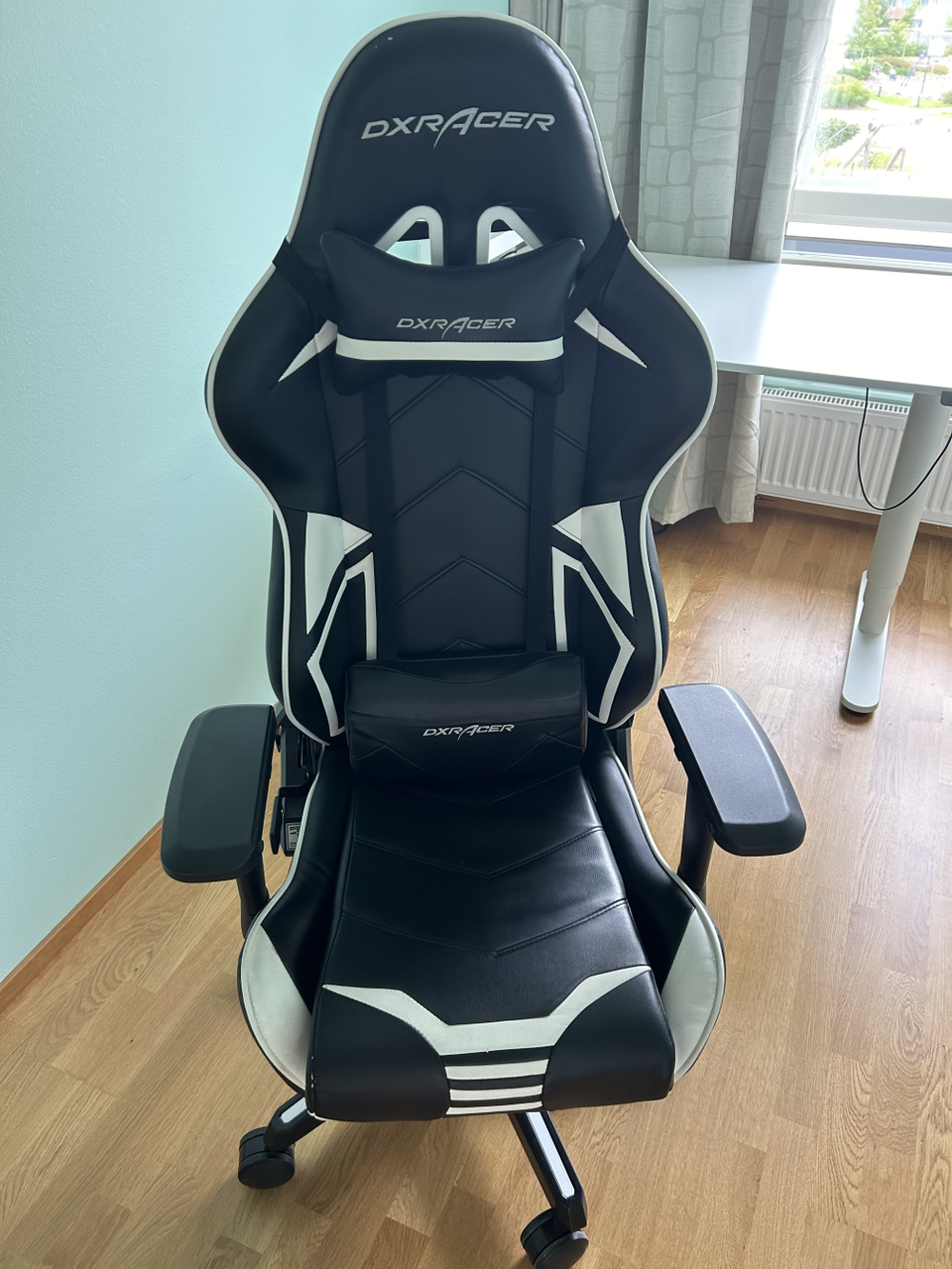 DxRacer pelituoli