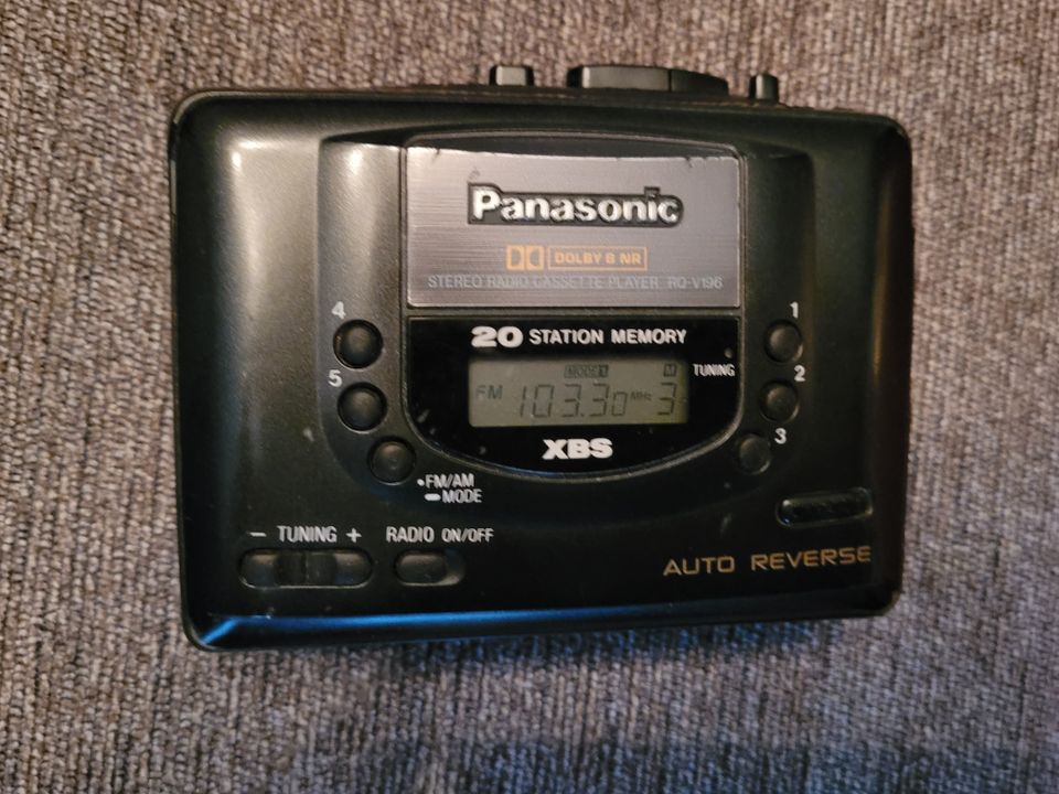 Panasonic korvalappustereot + kaiutin/säilytyskotelo