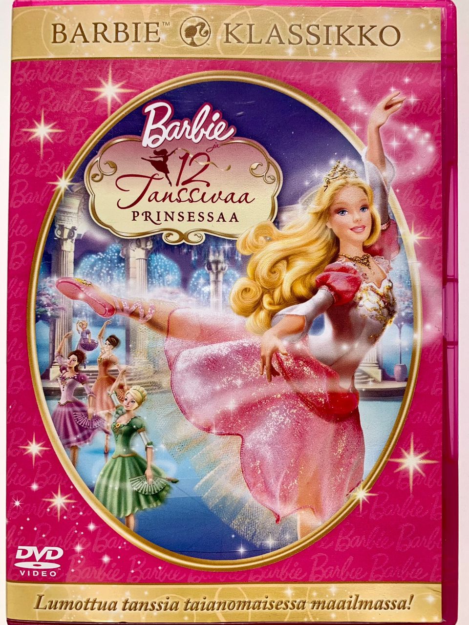 Barbie ja 12 Tanssivaa prinsessaa DVD