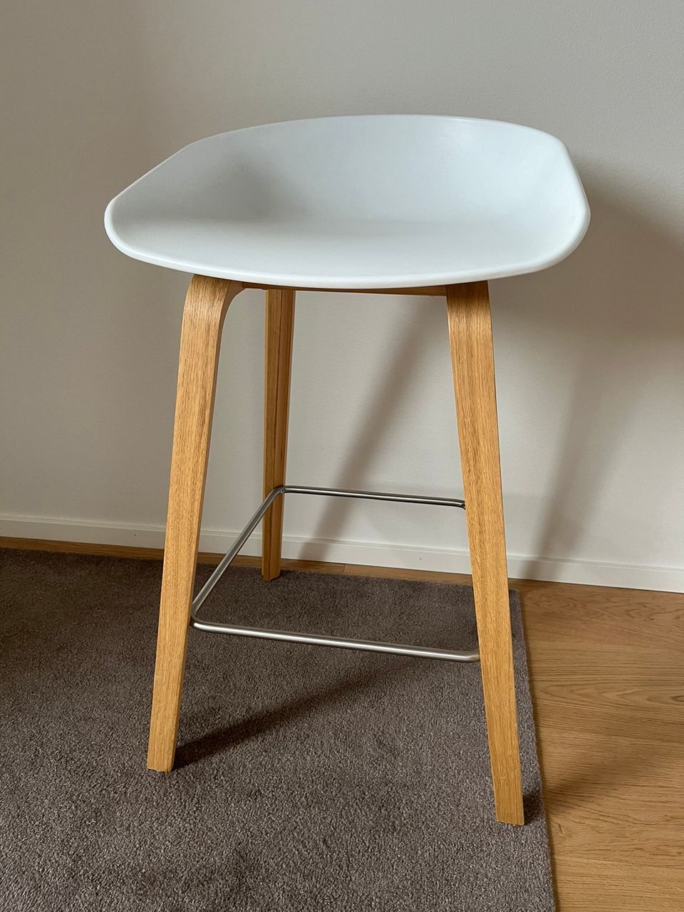 Hay About A Stool baarijakkara 65 cm