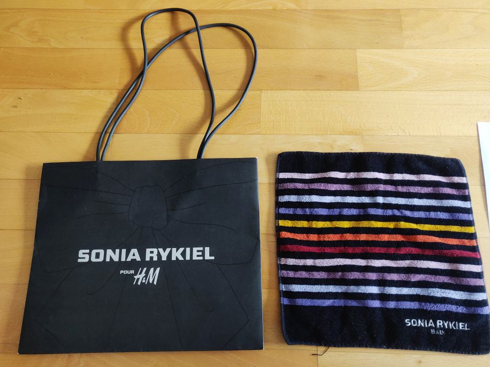 Sonia rykiel pyyhe ja paperikassi