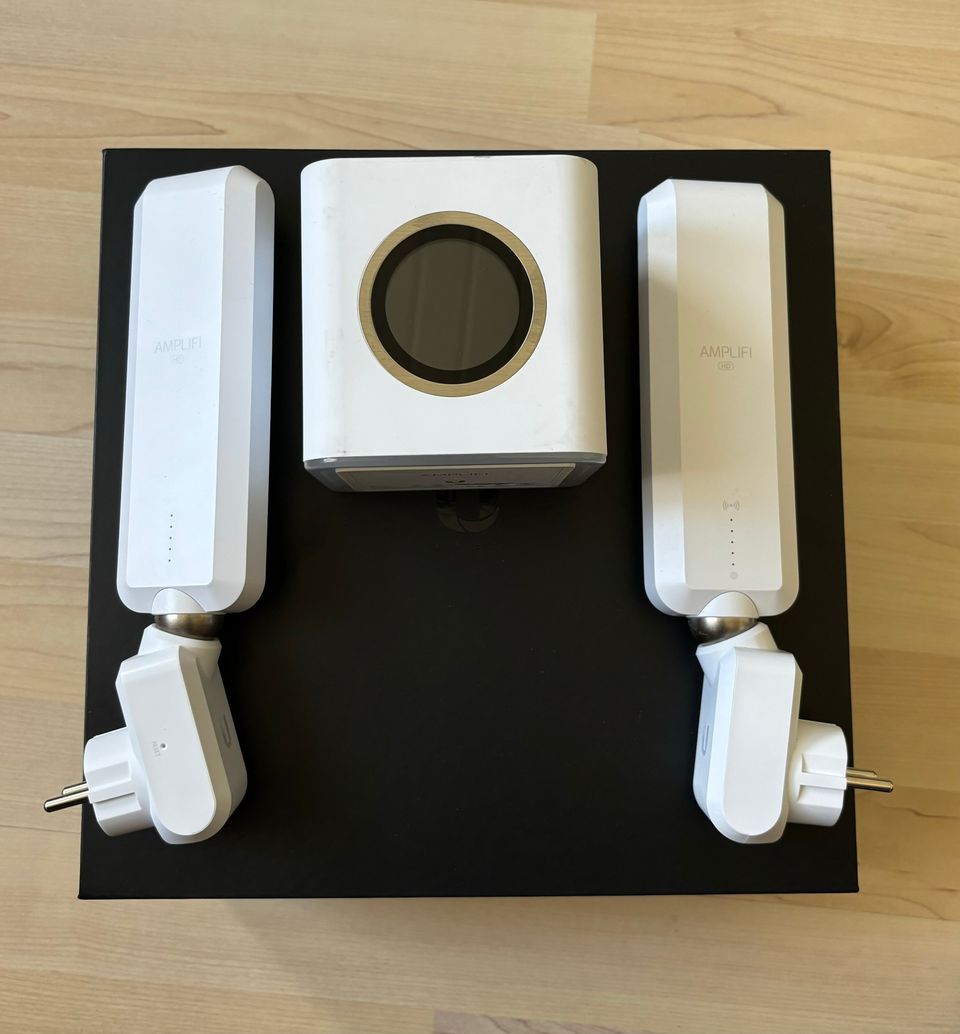 Ubiquiti AmpliFi HD wifi/lähiverkkojärjestelmä