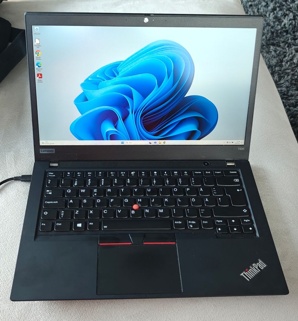 Lenovo T495