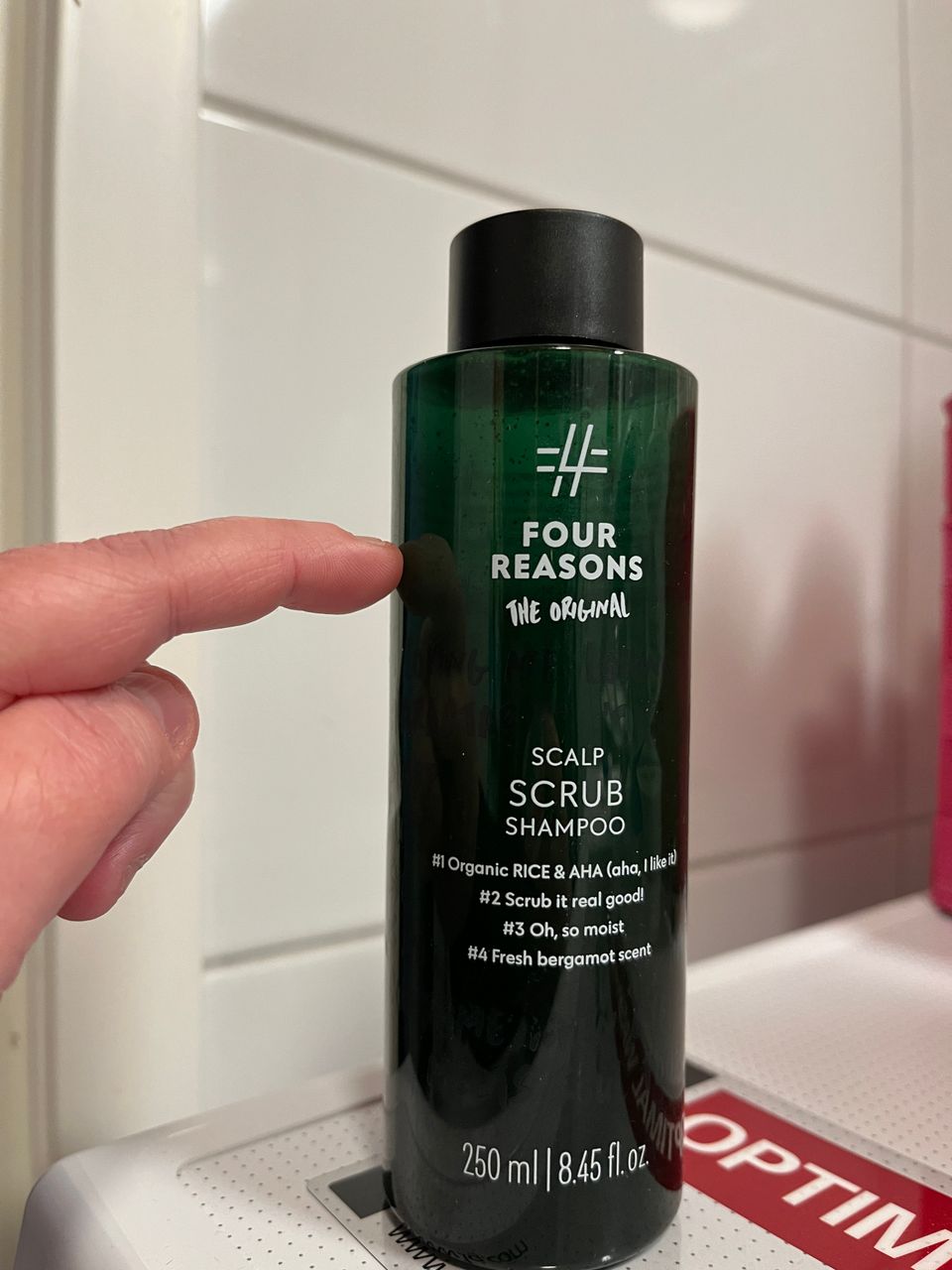 Lähes täysi shampoo