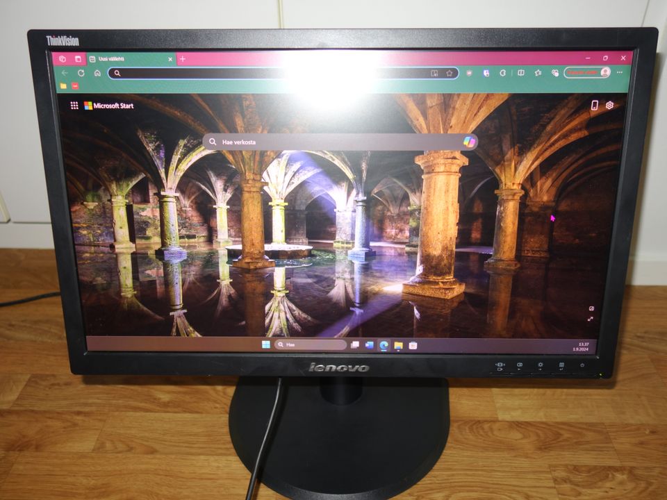 Lenovo näyttö ThinkVision LT2323p 23"