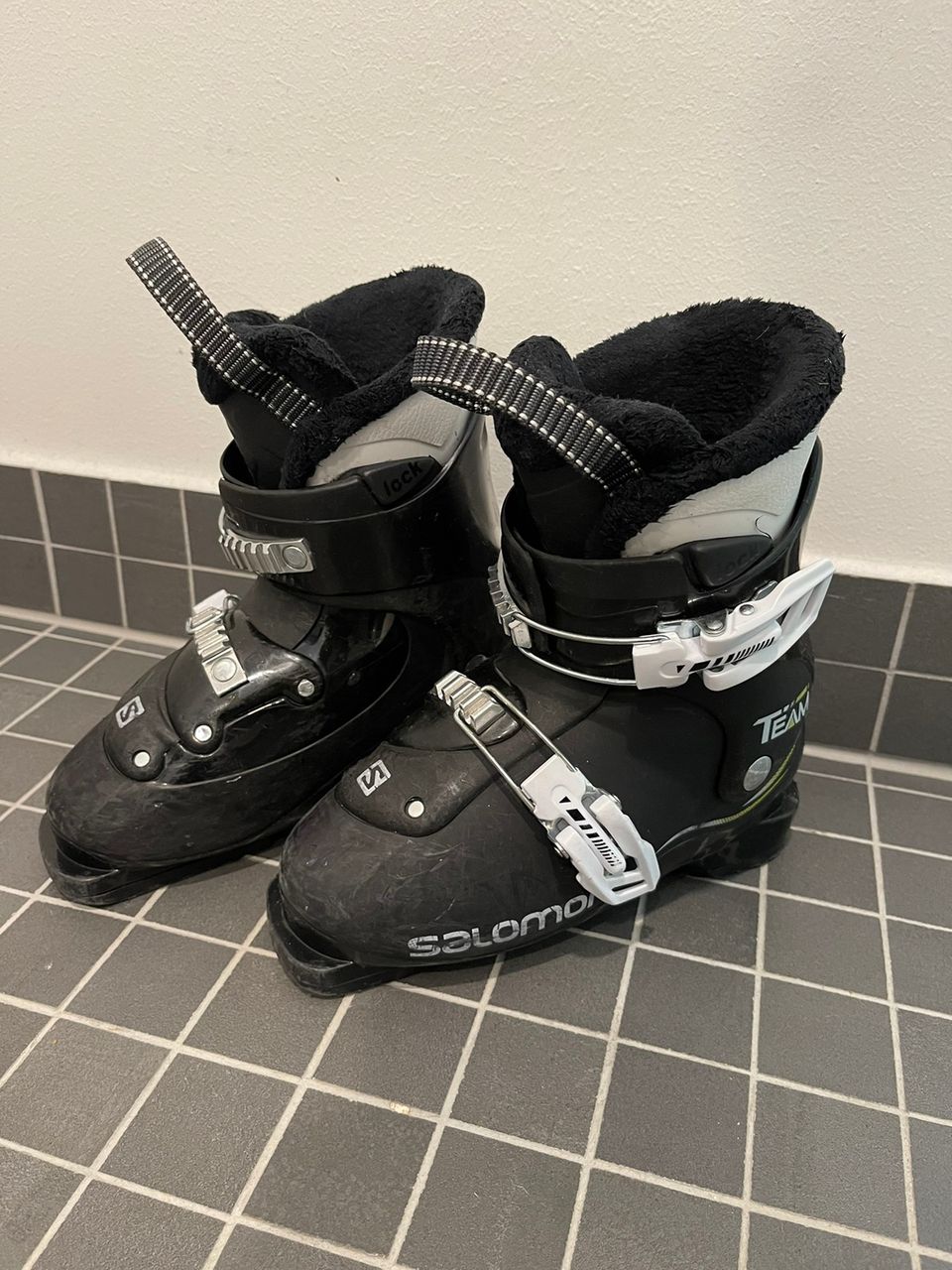 Salomon 20.0 koko laskettelumonot