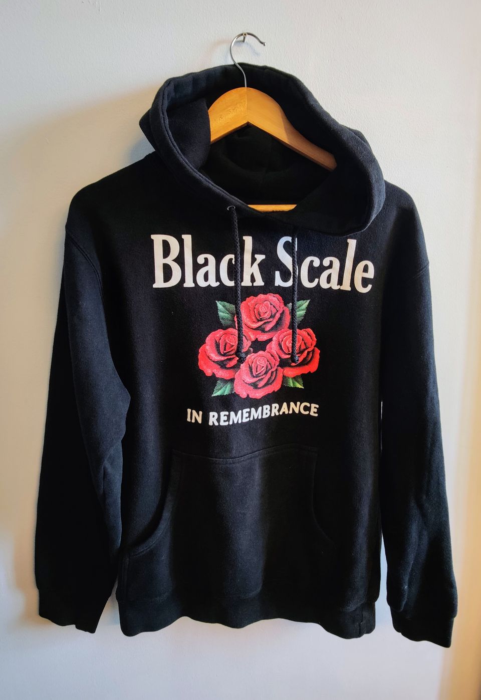 Black Scale miesten huppari (koko S)