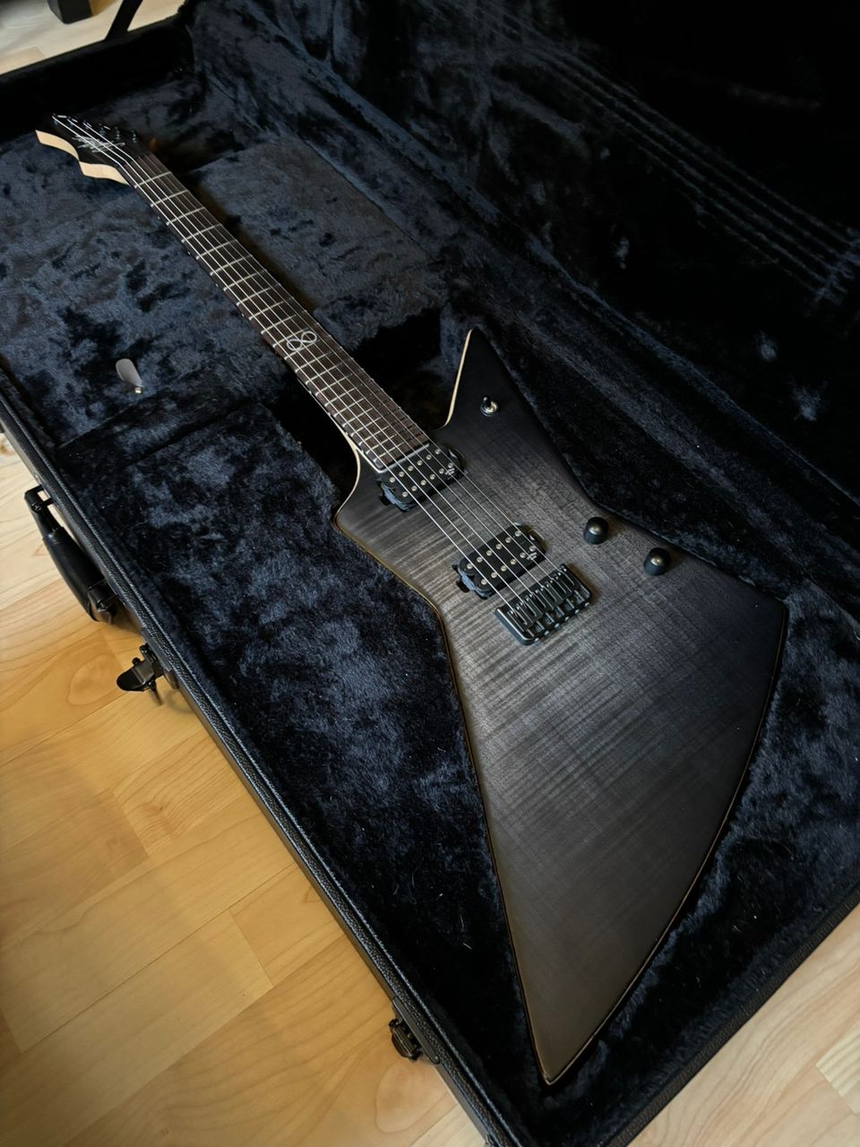 Chapman Guitars Ghost Fret Pro Lunar