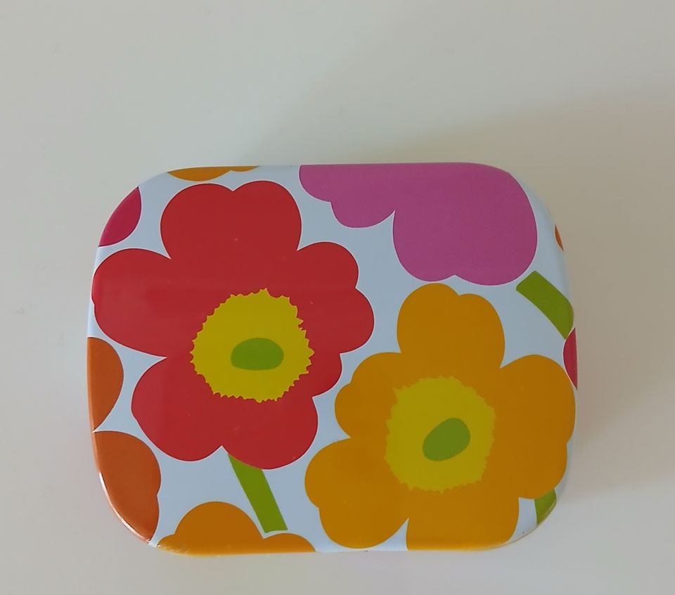 Marimekko Unikko pillerirasia