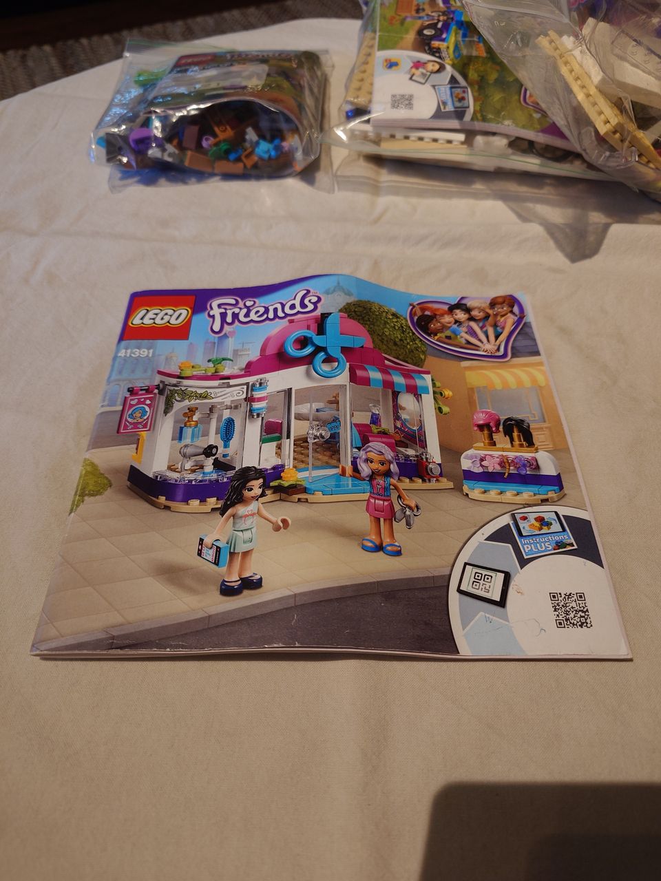 LEGO Friends 41391 Heartlake Cityn hiussalonki