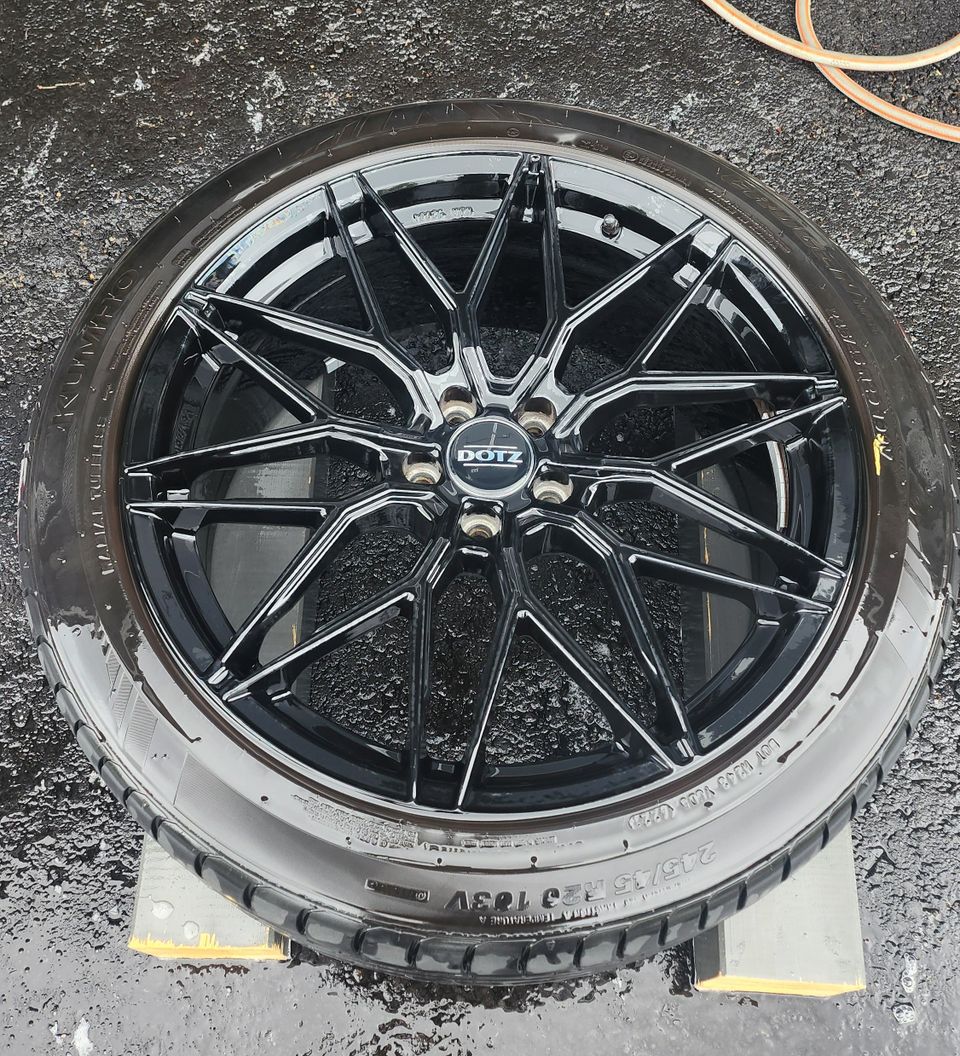 Dotz Suzuka Black 20"