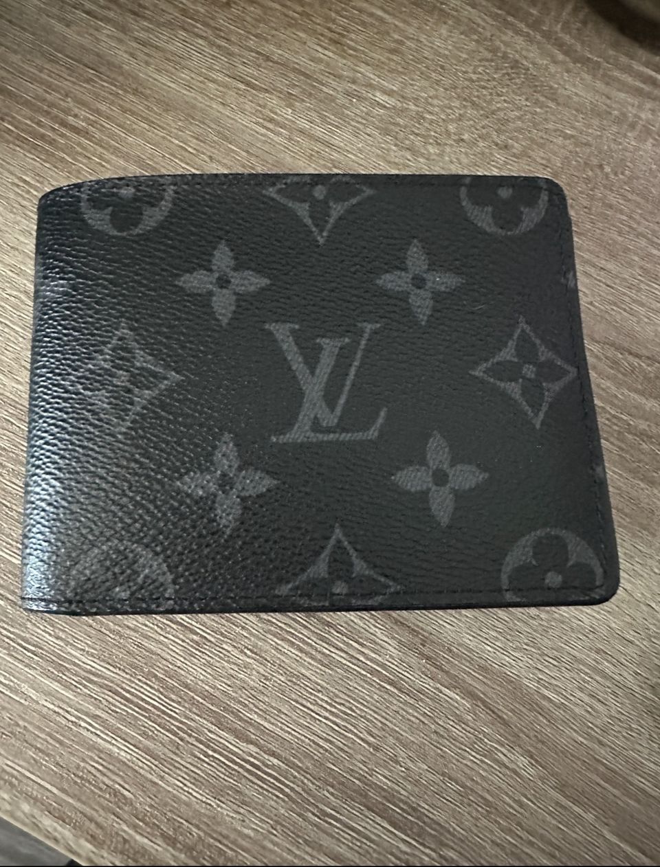 Louis Vuitton Slender lompakko