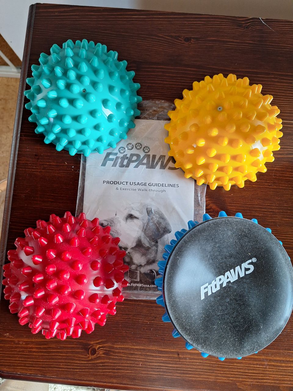 FitPAWS Paw Pods puolipallot