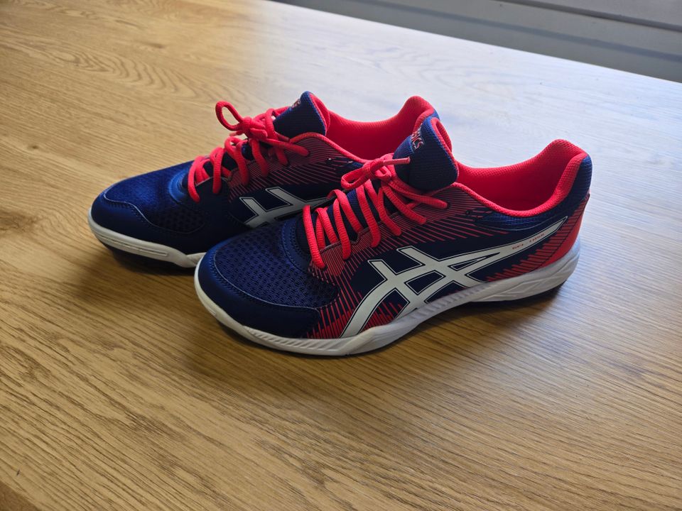 Asics Gel-Task sisäpeli kengät kokoa 44,5