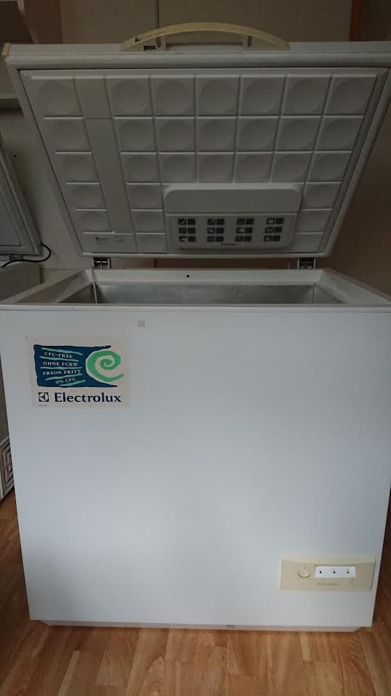 Arkkupakastin Electrolux 220l