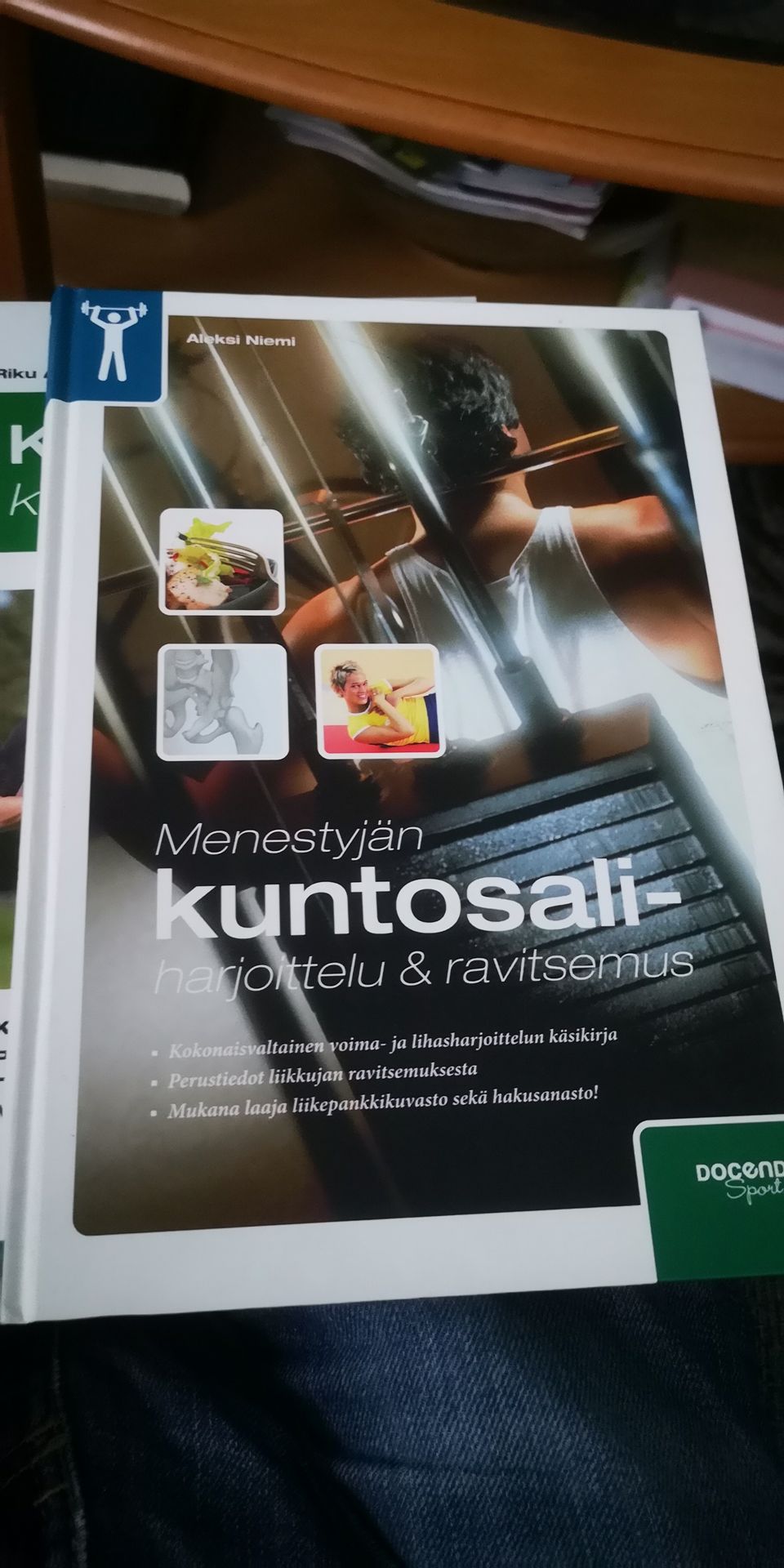 Myydään kuntosali- ja ravitsemusopas