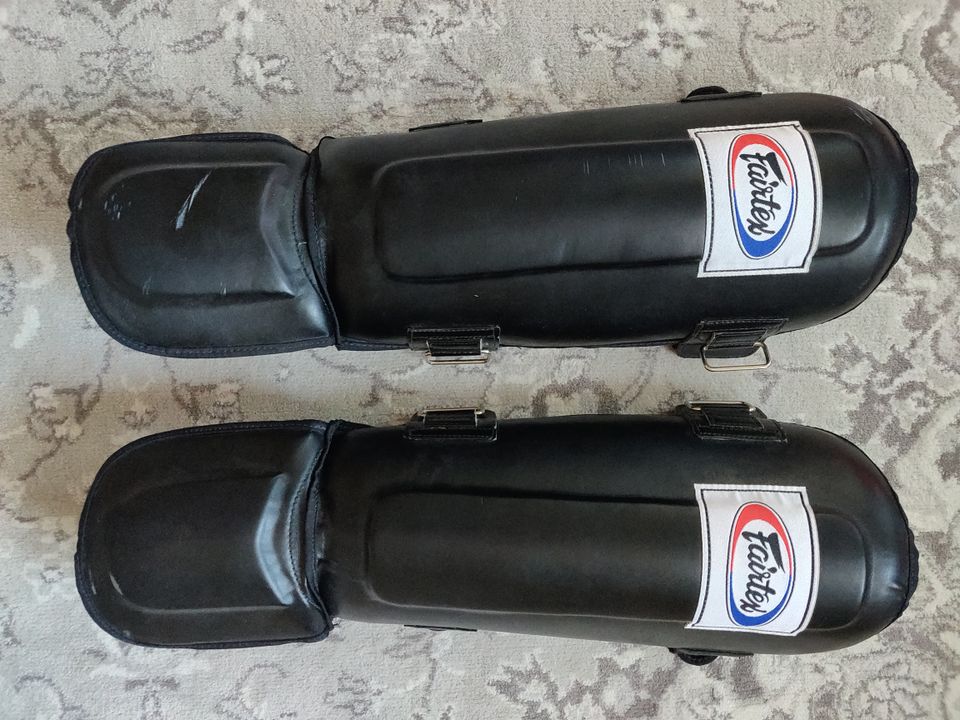 Fairtex säärisuojat, koko L