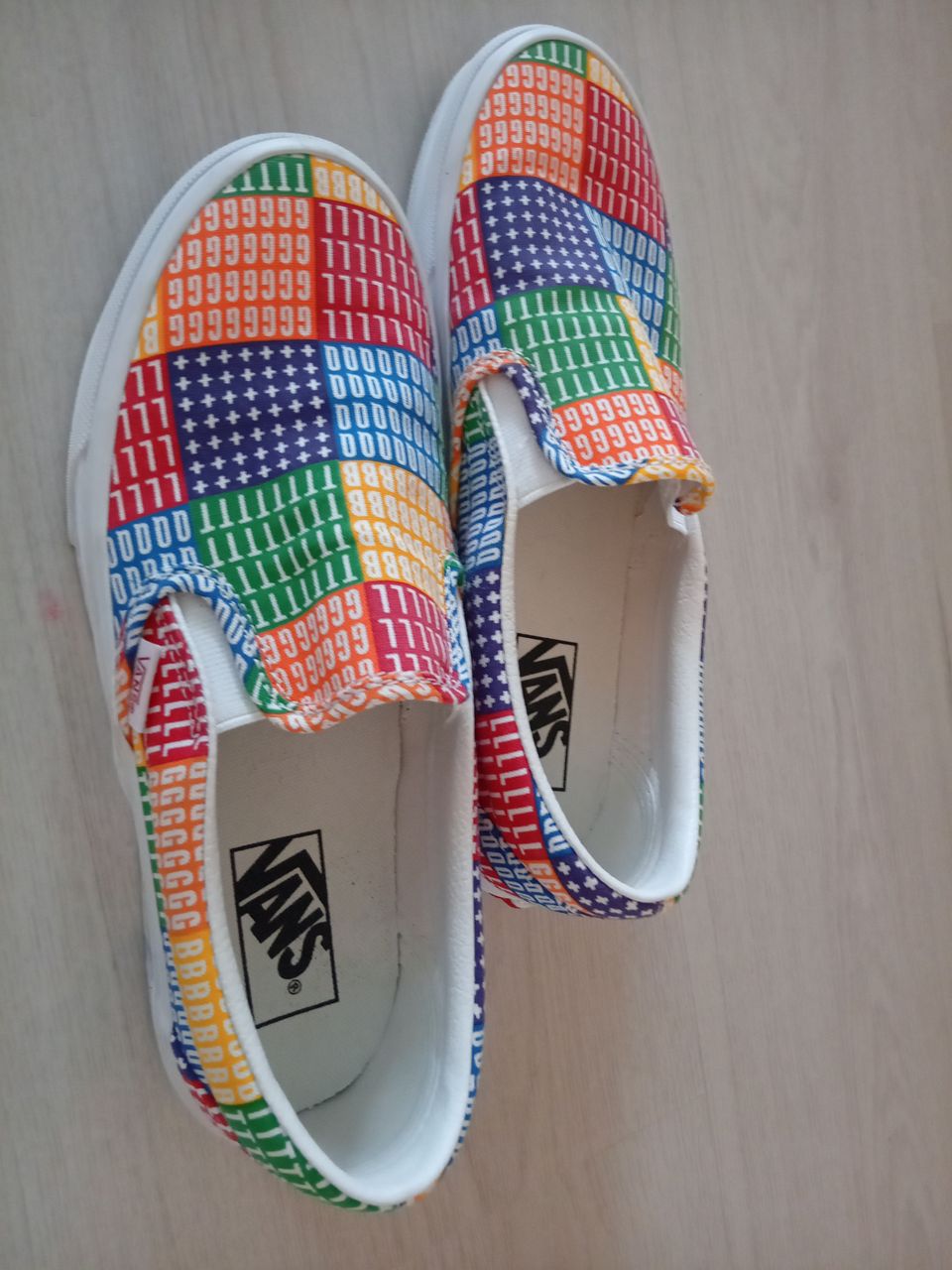 Vans pride kengät 39