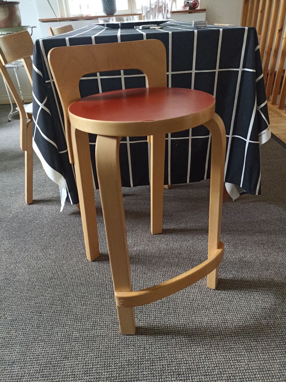 Artek K65 korkea jakkara, vintage