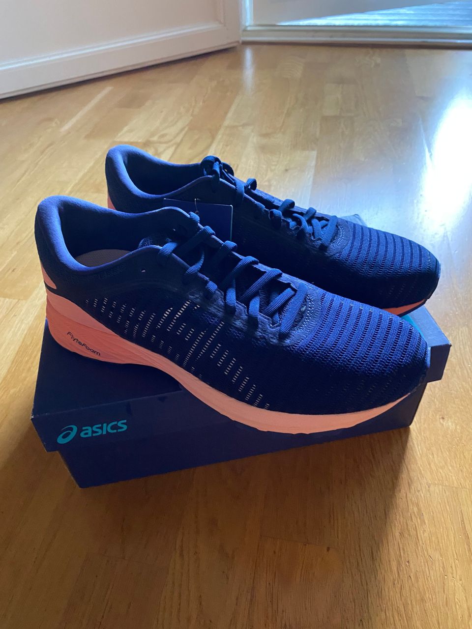 Asics juoksukengät, koko 42,5 uudet