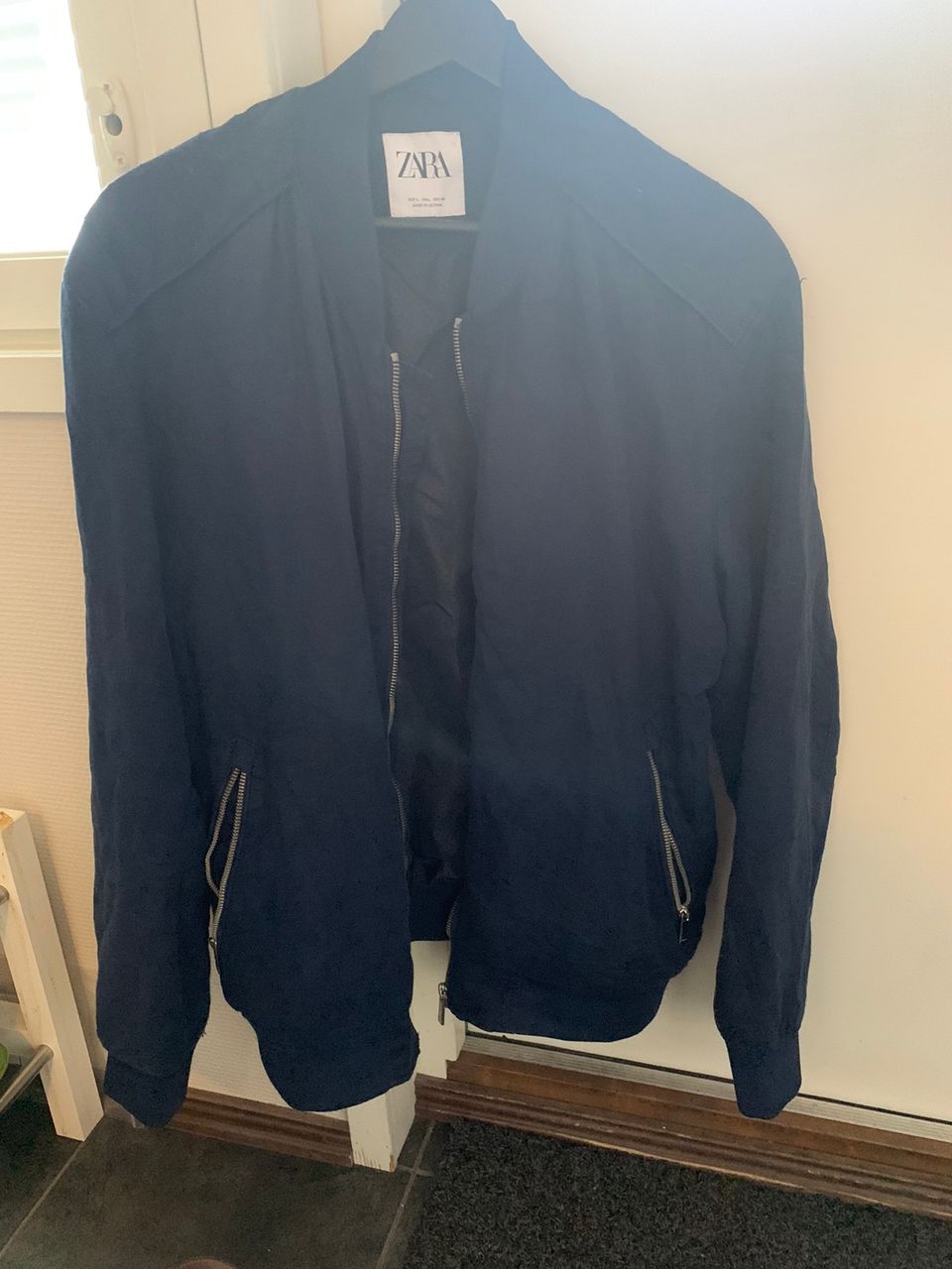 Zara miesten Bomber-takki L 42