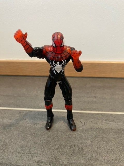 Spiderman (Hämähäkkimies) 1996 Action Figuuri