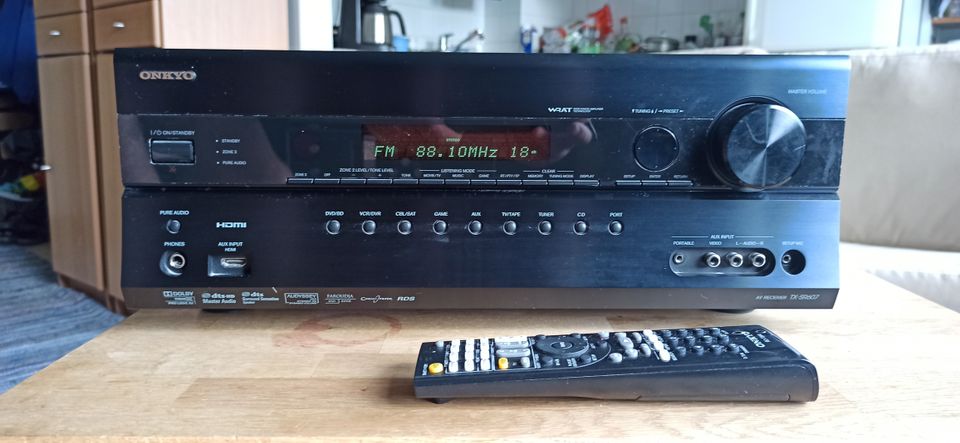 Onkyo TX-SR 607 Kotiteatterivahvistin 7.1