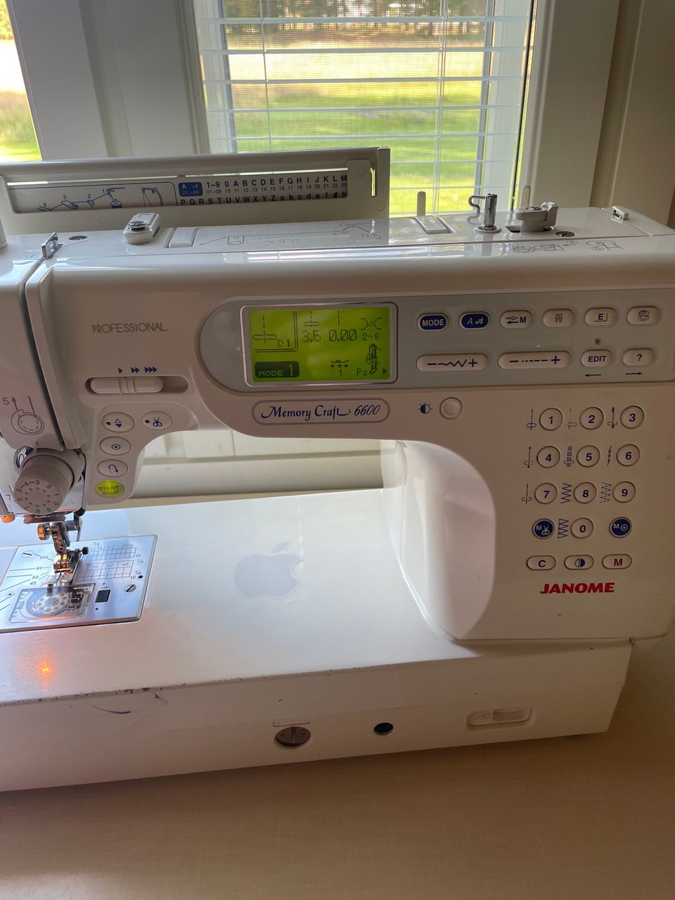 Janome Memory Craft 6600P ompelukone