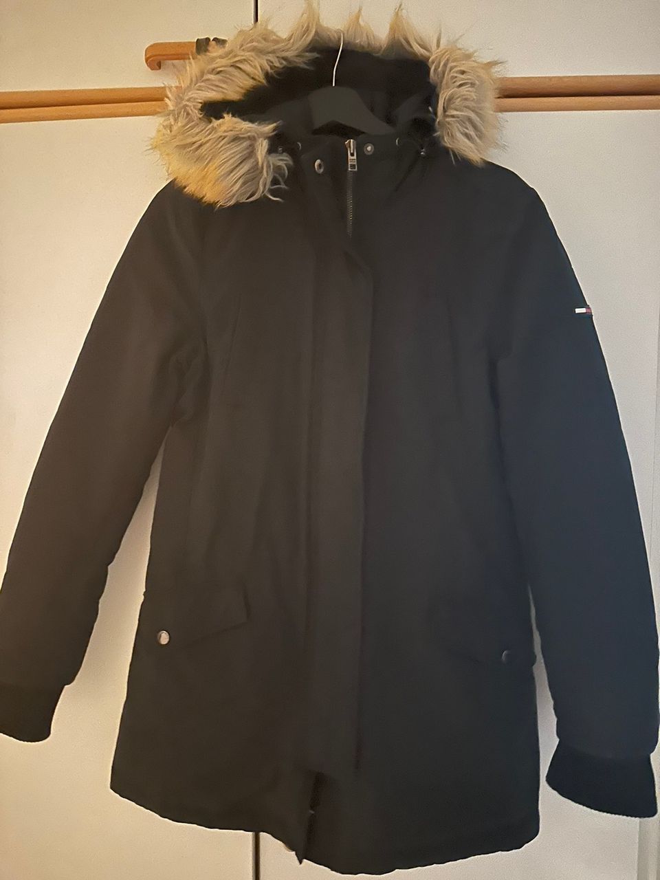 Tommy hilfiger talvi parka