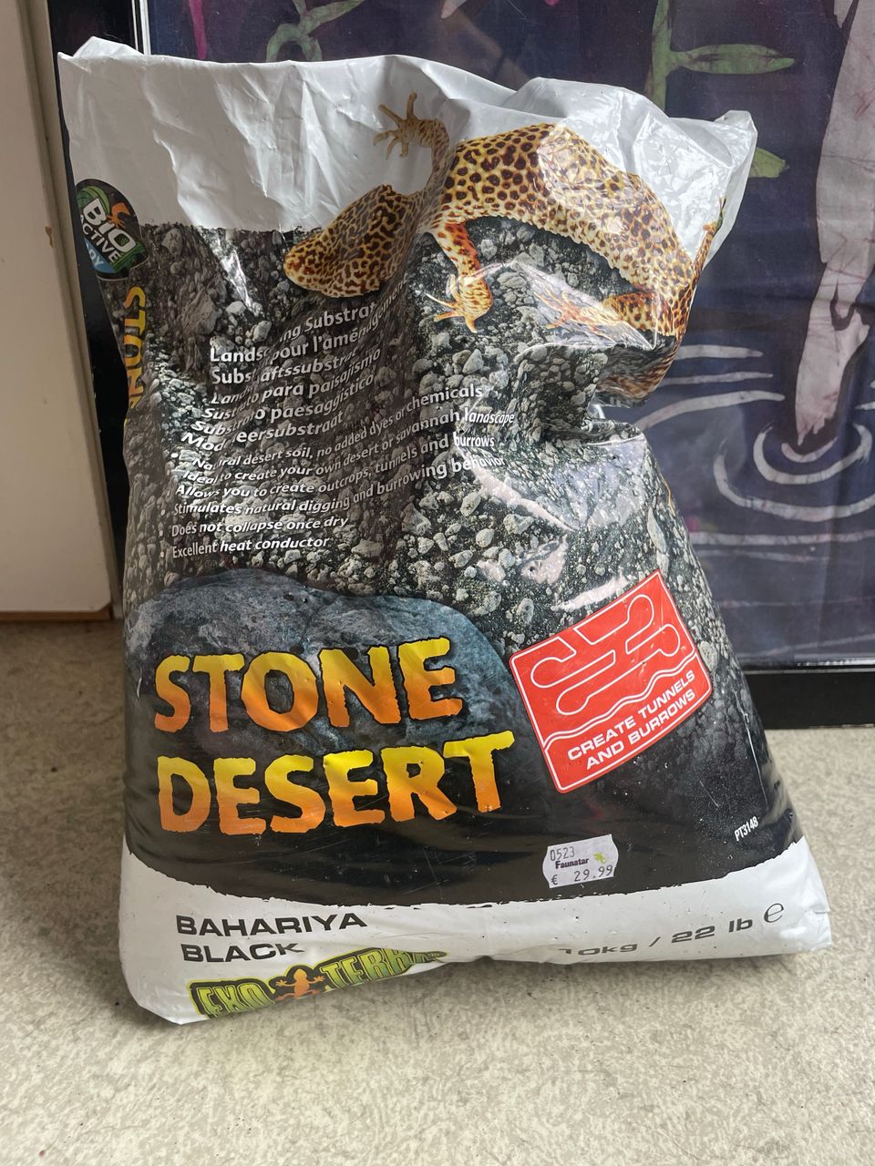 stone desert pohjamateriaali