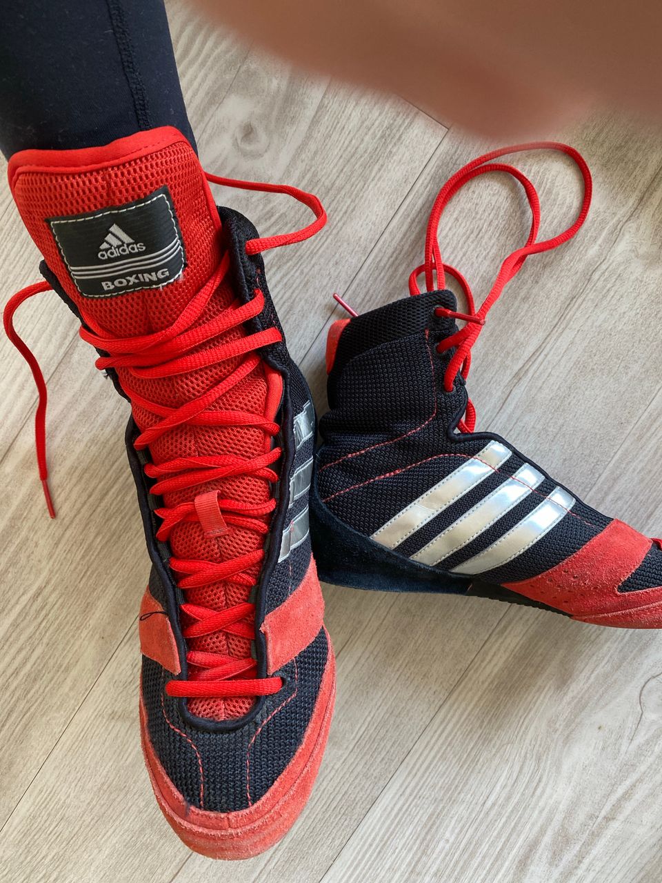 Adidas boxing treenikengät