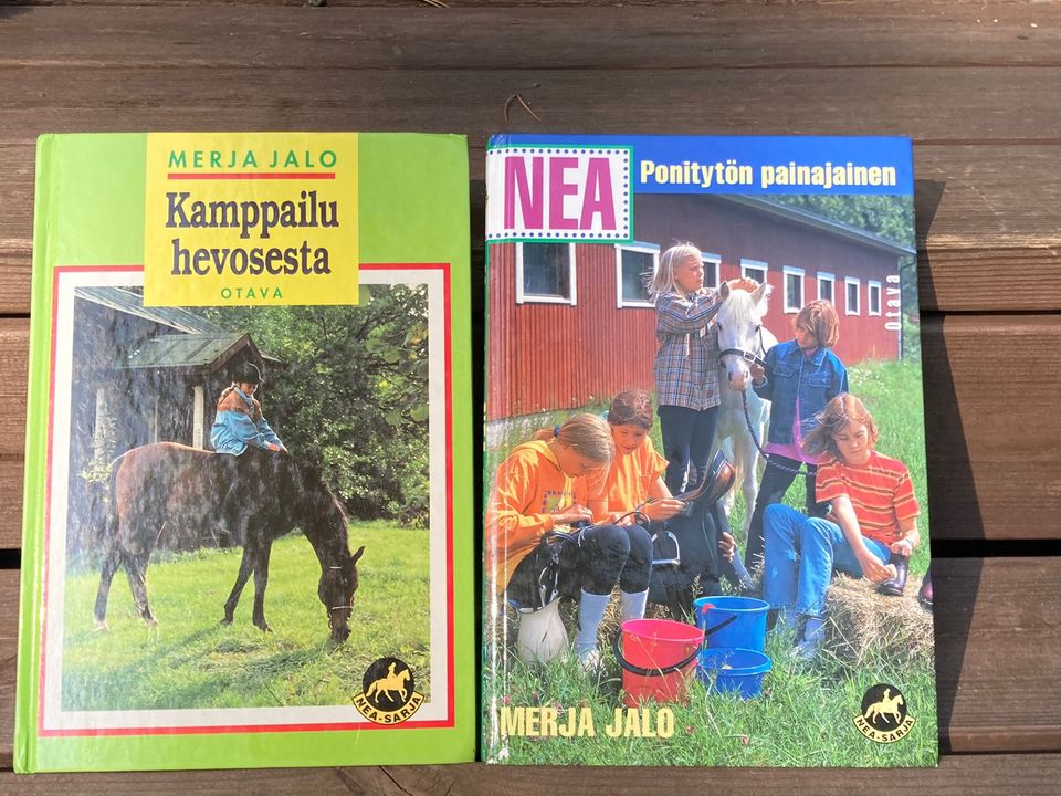 Merja Jalo Nea hevoskirjat