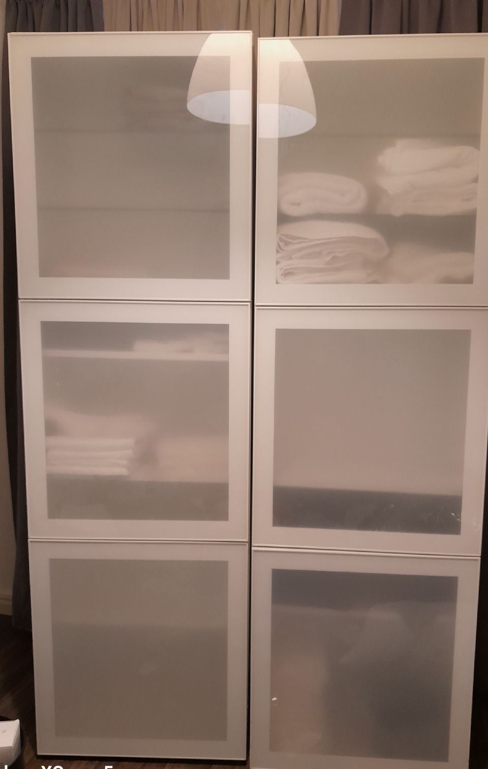 Ikea bestå vitriini