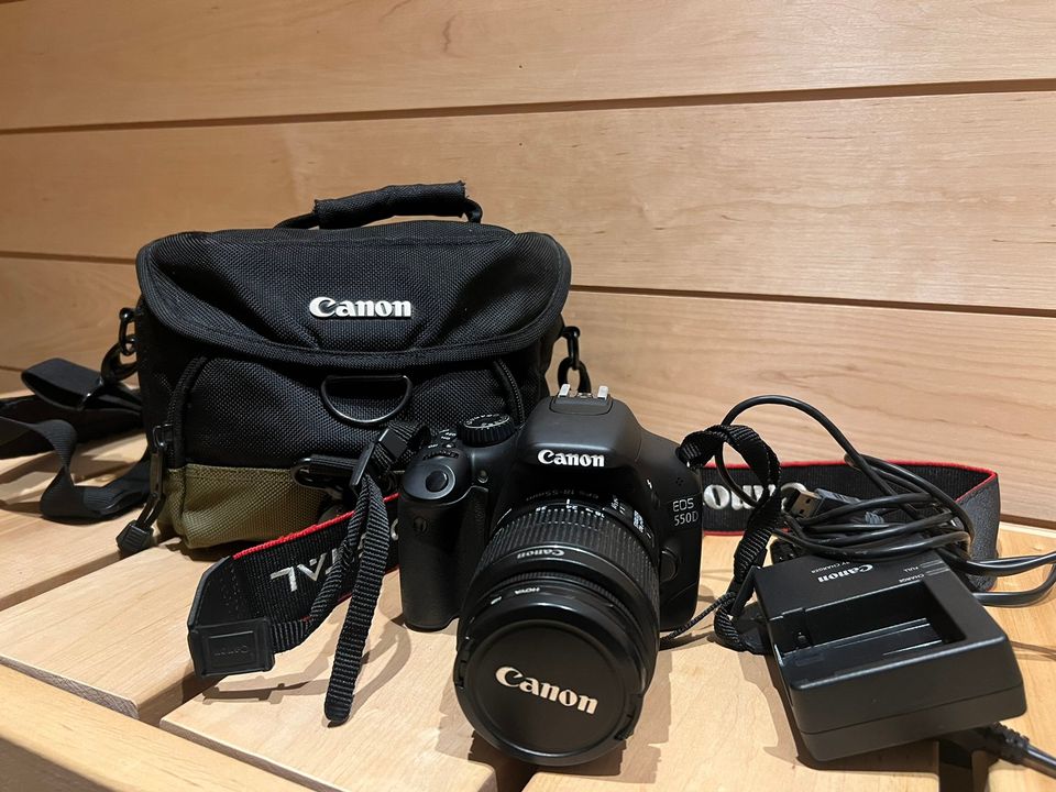 Canon EOS-550D