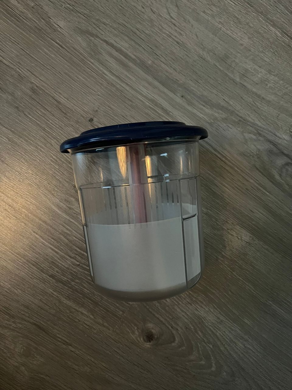 Tupperware herkkuhissi