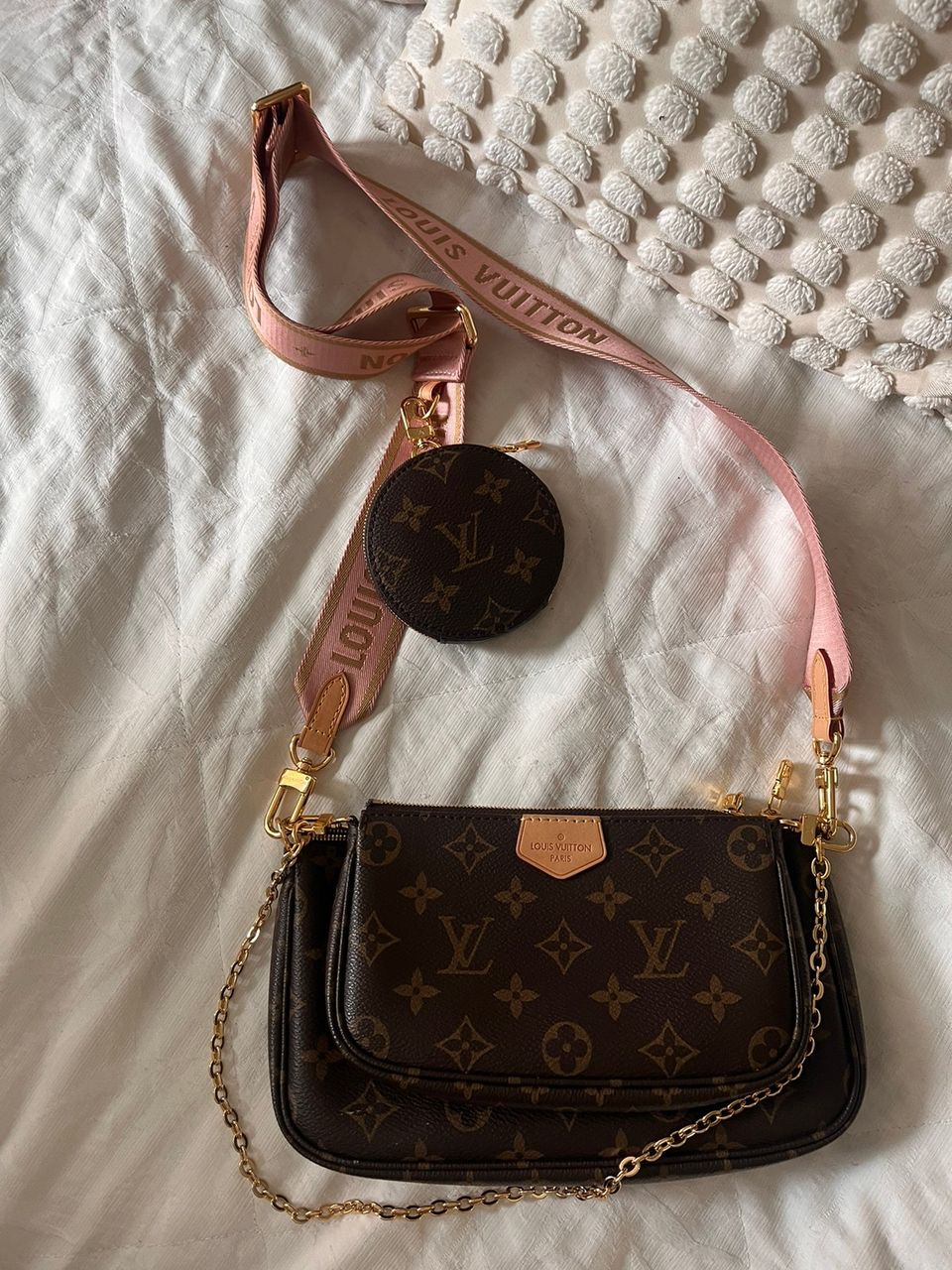 Louis vuitton multi pochette