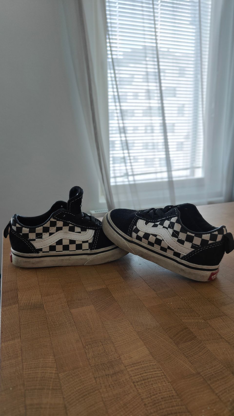 Vans lasten kengät 22.5