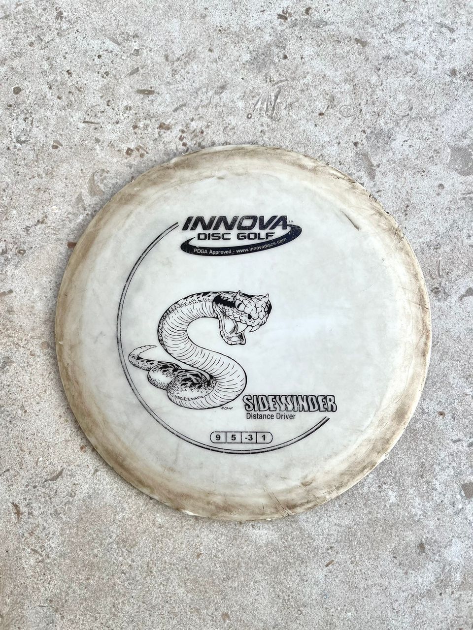 Innova DX Sidewinder -kiekko